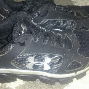 Under Armour Kids Shoes🎮